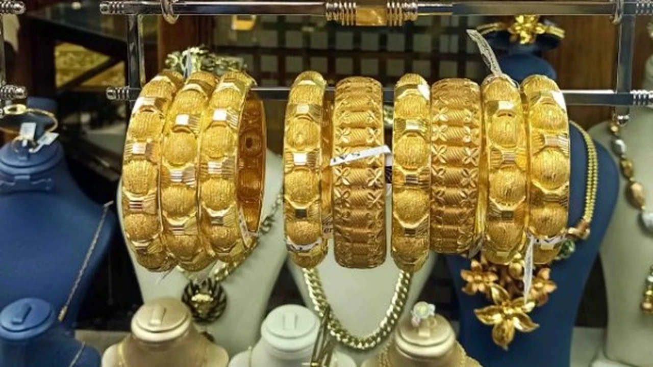 سعر عيار 21 يسجل 7160 جنيها في محال الصاغة خلال تعاملات اليوم